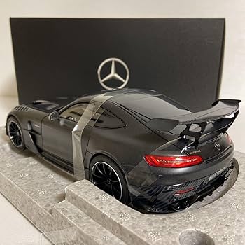 希少　ベンツ特注　1/18 AMG GT ブラックシリーズ ミニチャンプス 1/18 メルセデス-AMG GT ブラックシリーズ 2021